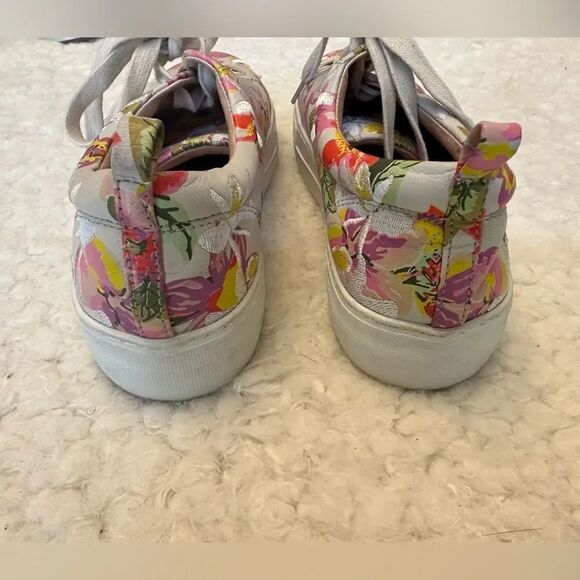 J/Slides NYC sneakers - Picture 3 of 6